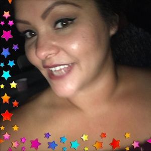 Meet your Posher, Mayra